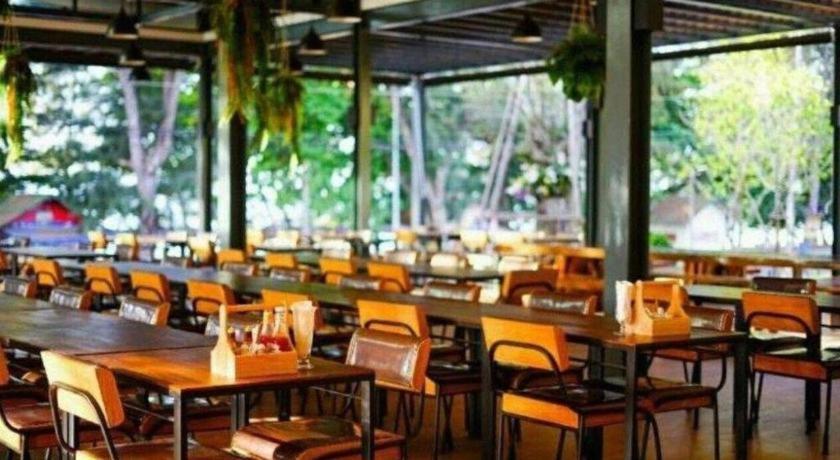Chatnipa Beach Resort By Morseng Ban Hat Lek Buitenkant foto