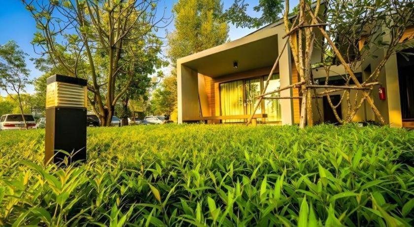 Chatnipa Beach Resort By Morseng Ban Hat Lek Buitenkant foto