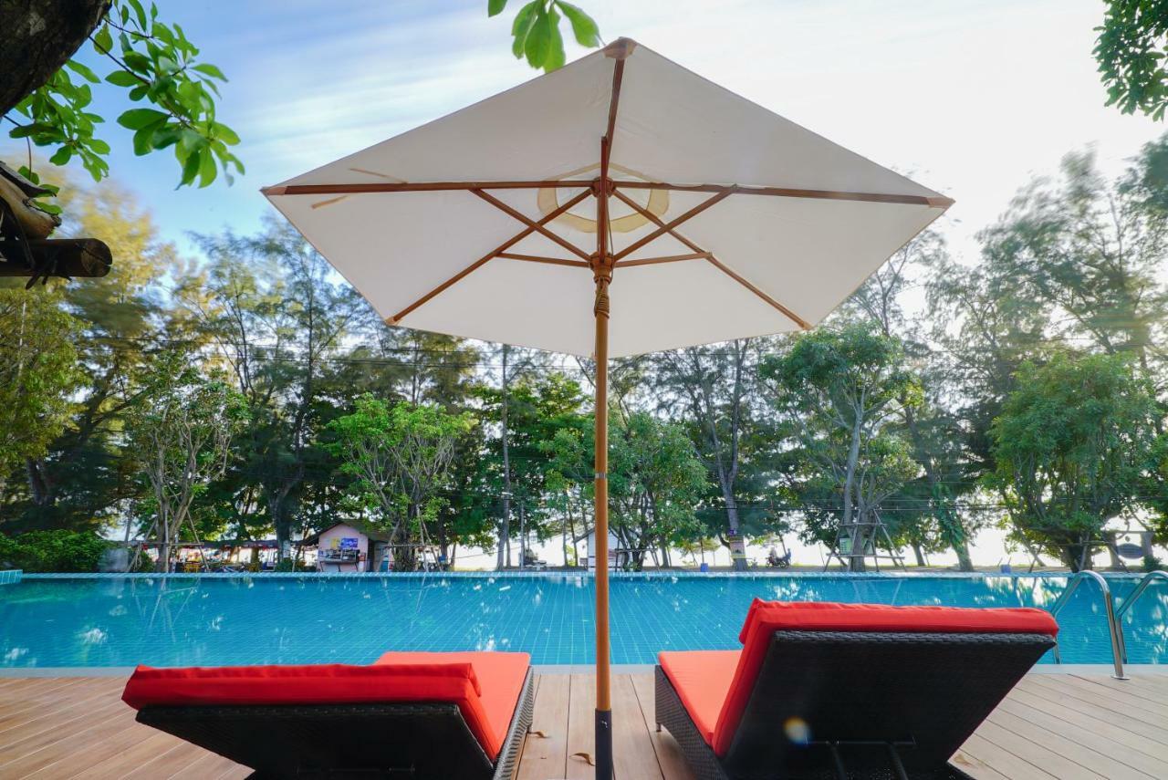 Chatnipa Beach Resort By Morseng Ban Hat Lek Buitenkant foto